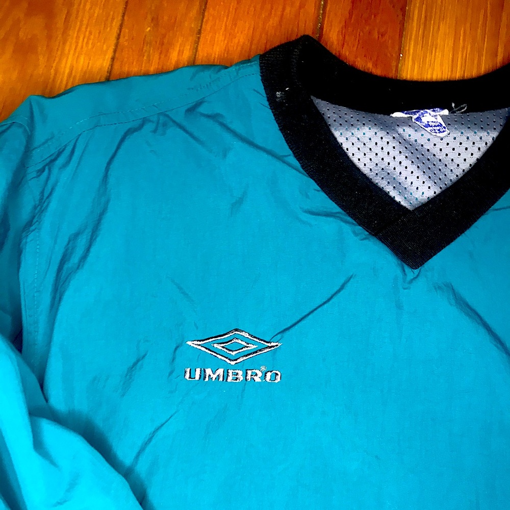 Umbro waterproof crewneck